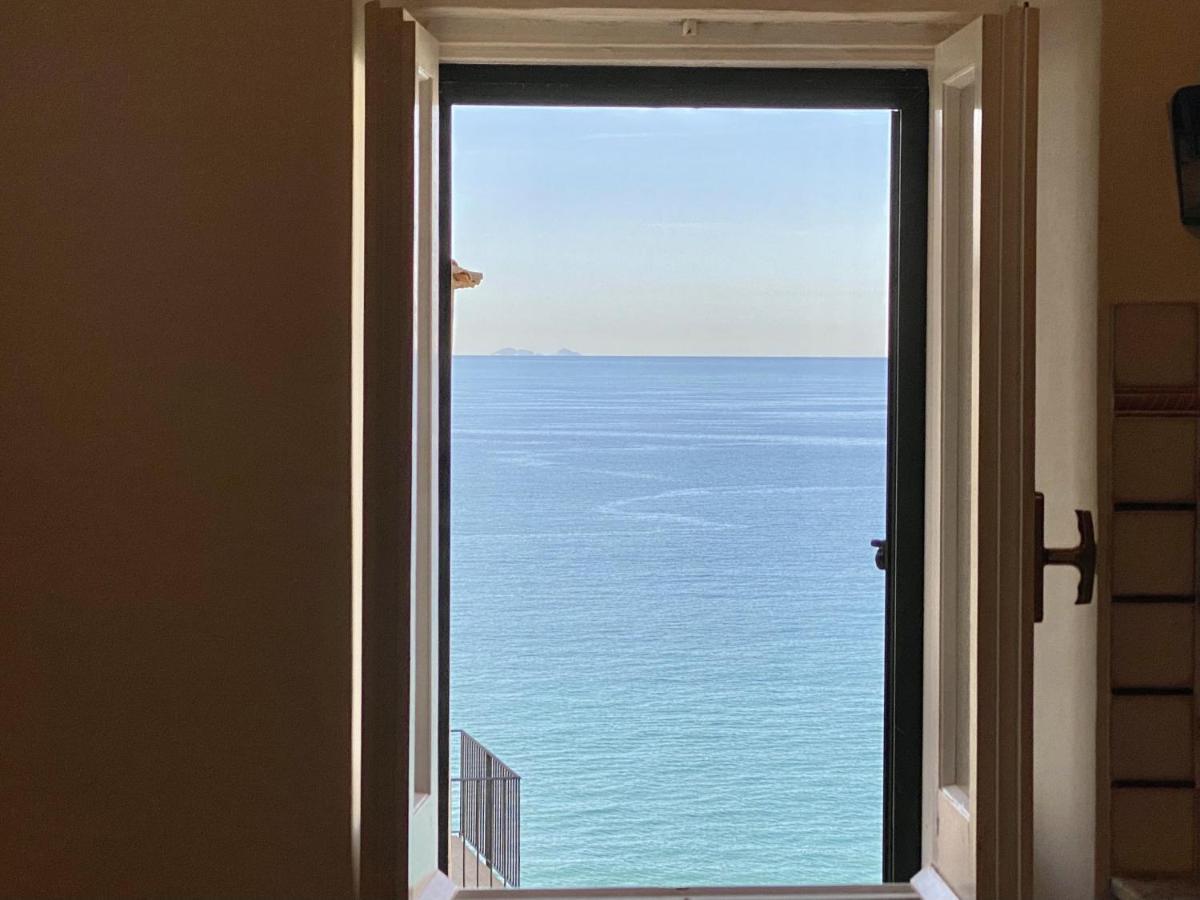 Holidaycasa Gio - In Centro Vista Mare Сперлонга Екстериор снимка
